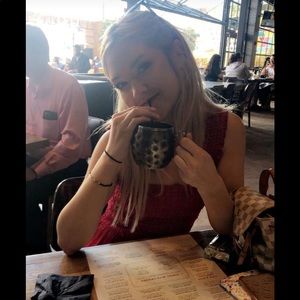 Meet your Posher, Samantha